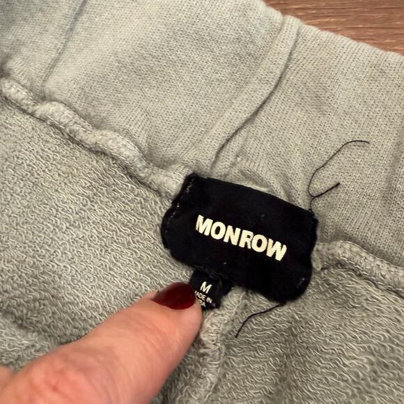 Monrow Supersoft Vintage Lounge Set w/ Silky Stripes in Sage Green size Medium - Picture 12 of 15